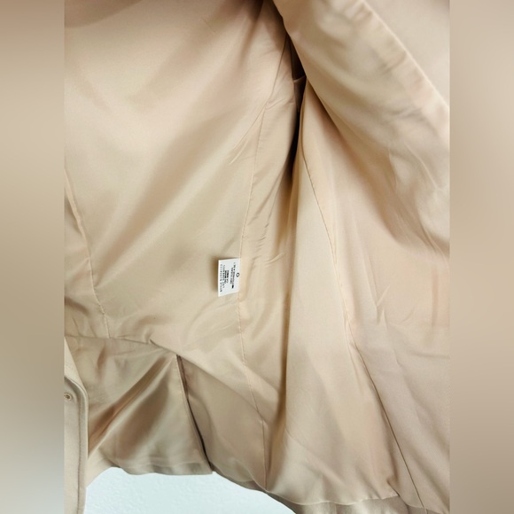 Theory Cream Colored Single Button Blazer Size 0 - Picture 3 of 8